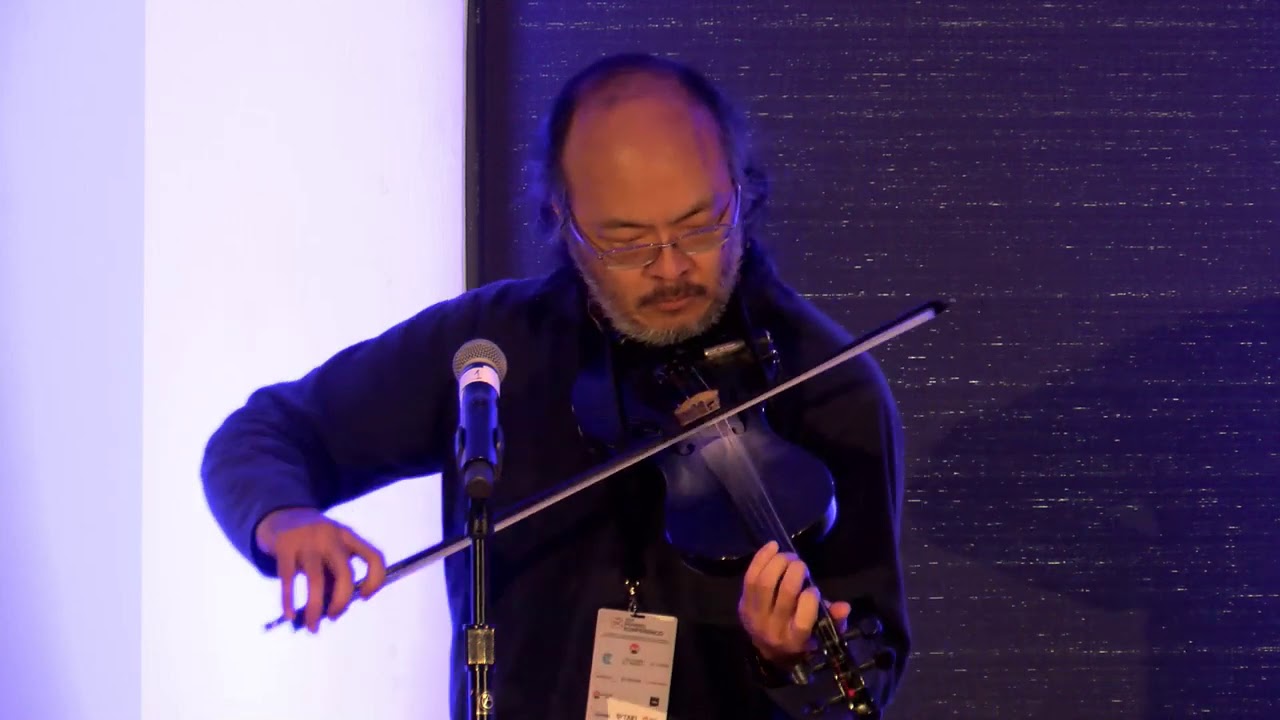 Howard "hyc" Chu Plays the Fiddle Before His MoneroKon Talk